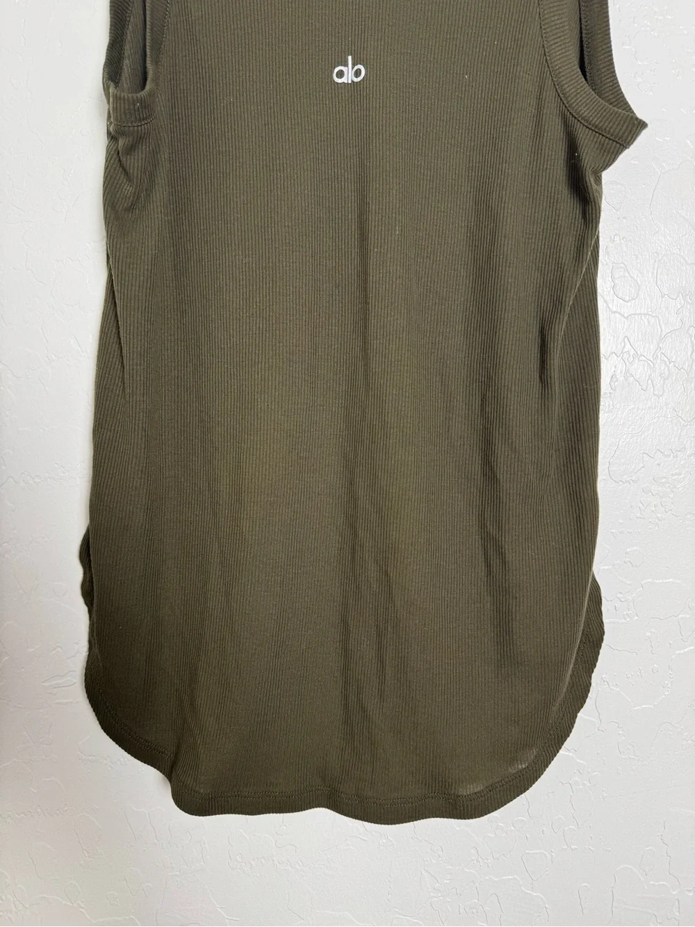 Alo Yoga Dark Cactus Ribbed Peak Tank Top Size XS
